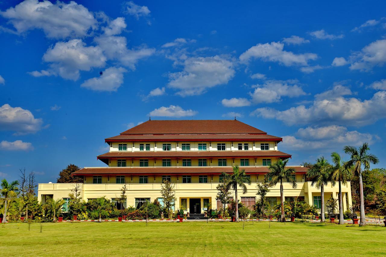 Aureum Palace Hotel & Resort Nay Pyi Taw Naypyidaw Buitenkant foto